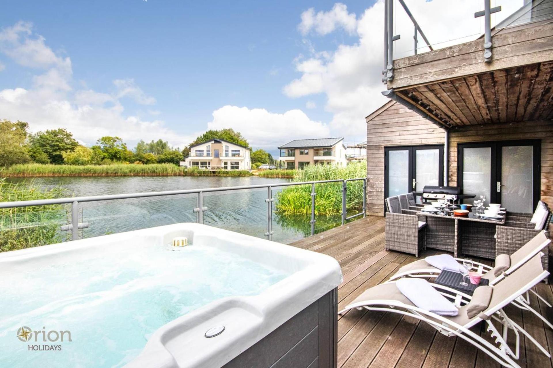 Waters Edge 04, Waterside Lodge P South Cerney Eksteriør bilde